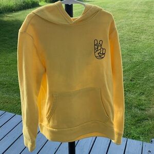Boys M Old Navy yellow hoodie & tshirt set